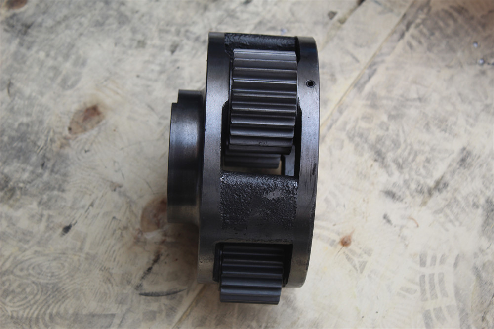 1026662 Excavator Planetary Gear Parts ZX200 ZX210 ZX240 ZX450 ZX460 Planet Pinion Carrier