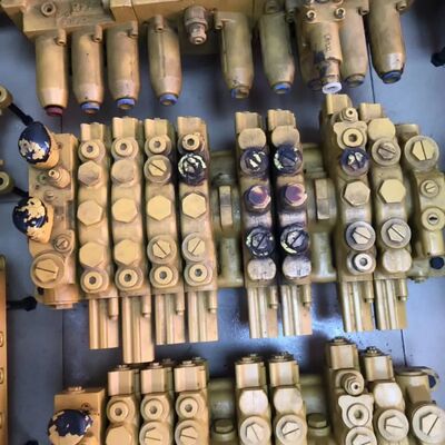 305.5 306 307 Υδραυλική κύρια βαλβίδα ελέγχου Assy για ανταλλακτικά εξορυκτών 298-2877 2982877 κύρια βαλβίδα ελέγχου OEM