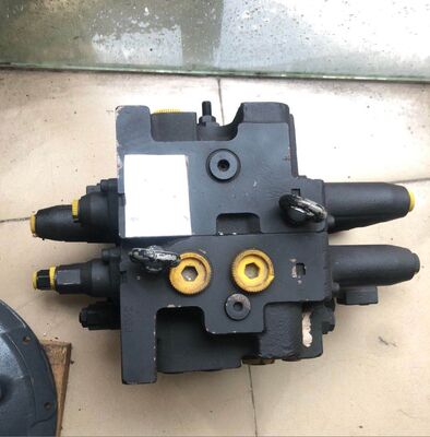 SK120 SK120-3 Υδραυλική βαλβίδα ελέγχου για την Kobelco Ανταλλακτικά εξορυκτών KMX13YBB33001-00 YY30V00001F1 Διανομέας OEM